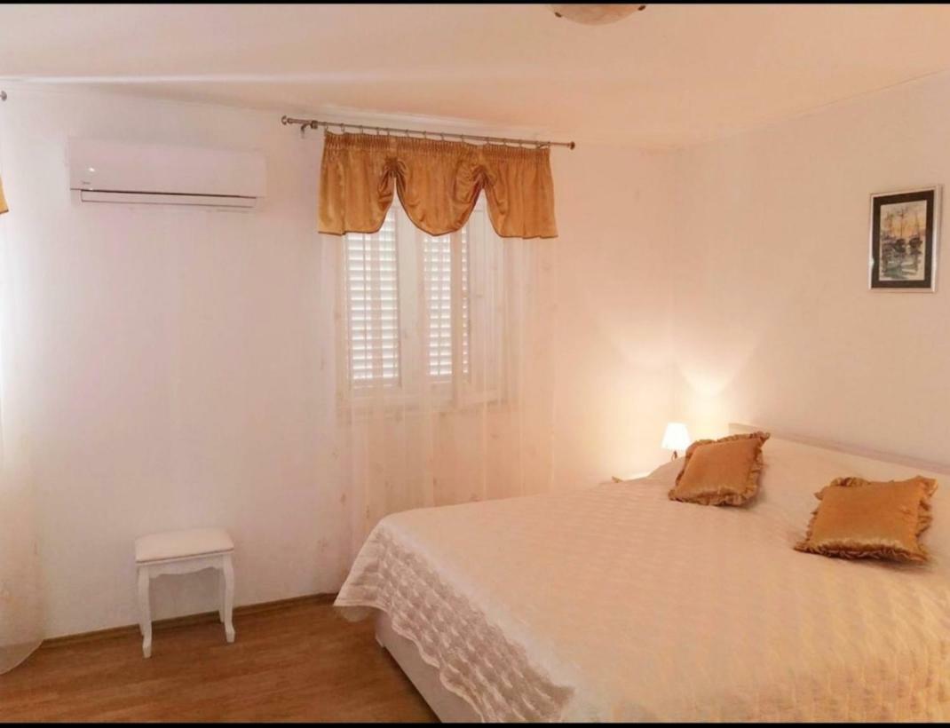 Apartman Perina Trogir Kültér fotó
