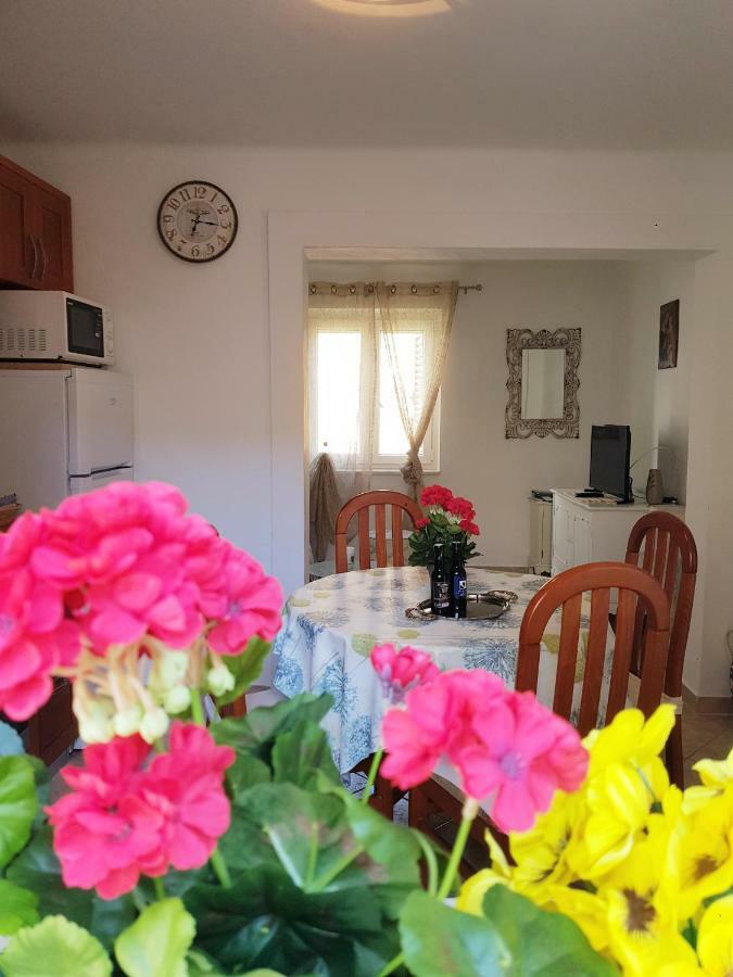 Apartman Perina Trogir Kültér fotó