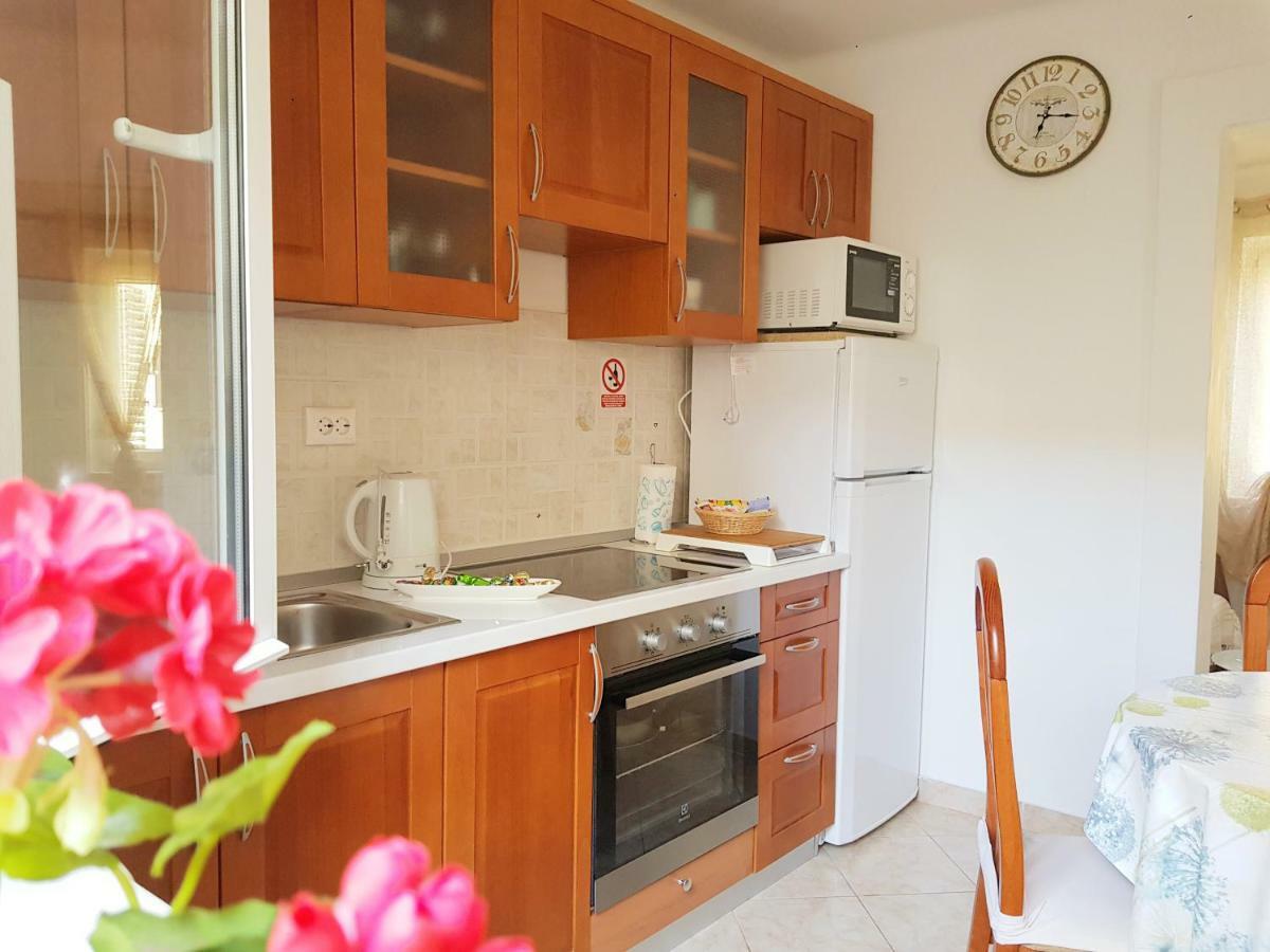 Apartman Perina Trogir Kültér fotó